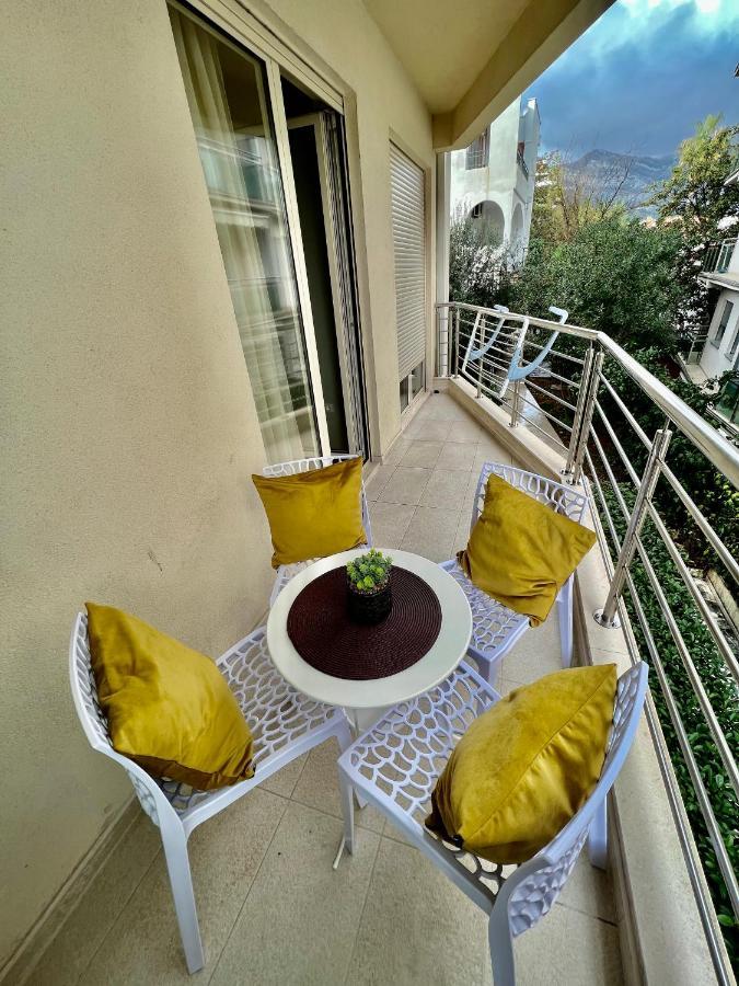 City Centre Getaway Budva Buitenkant foto